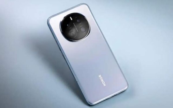 神机策 荣耀Magic7重回低价，12GB+256GB跌价851元，这价格太刺激了